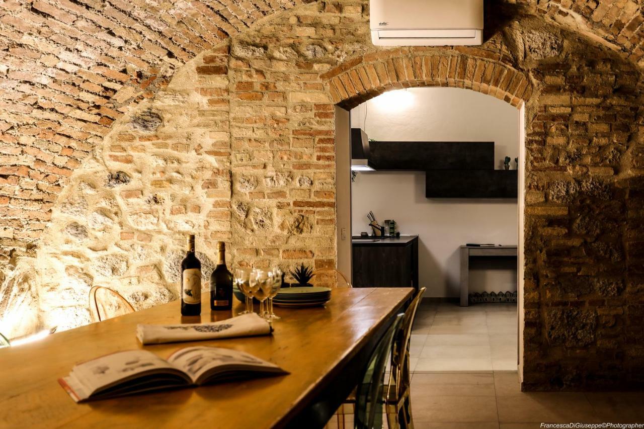 The Tower'S Garden Apartment San Gimignano Exterior photo